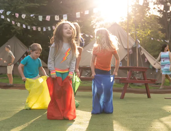 Chessington Glamping Family Entertainment