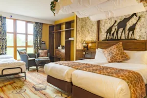 Giraffe Disabled Room Chessington