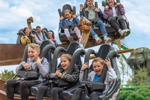 Guests on Ostrich Stampede